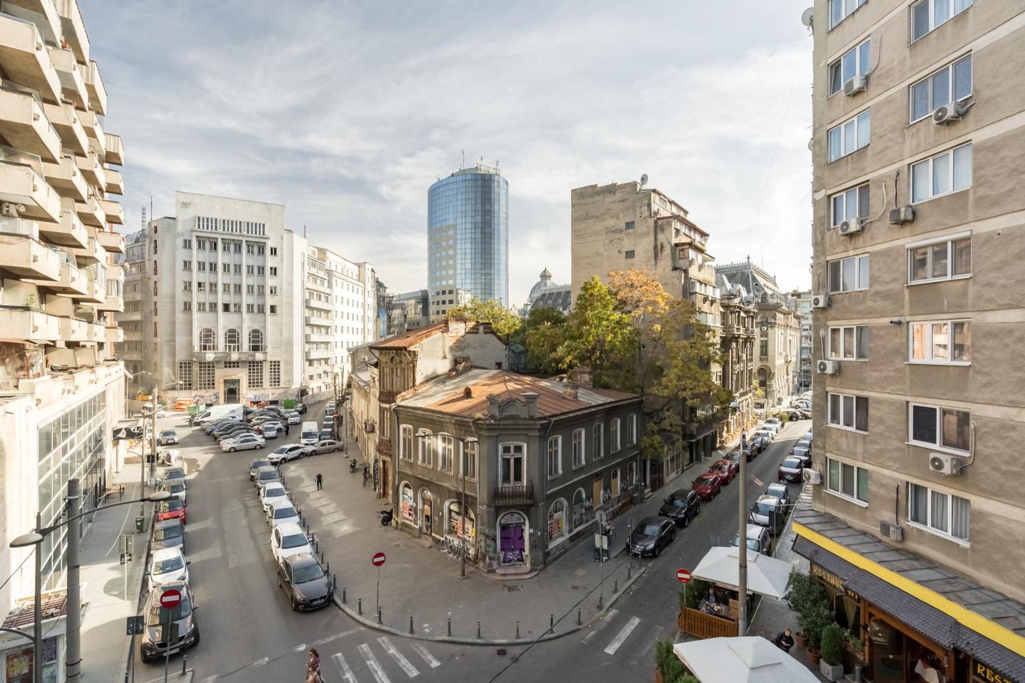 Cismigiu Serenity: 1Br Flat With Scenic Balcony Бухарест Экстерьер фото